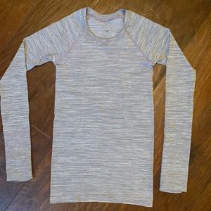 Lululemon Swiftly Tech Long Sleeve, Size 2